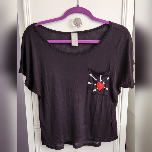Conquer the Beauty Heart Top Size S - Picture 1 of 4